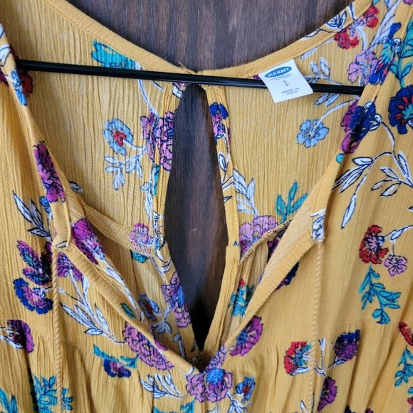 Old Navy Yellow Floral Romper Size Small - Picture 6 of 14
